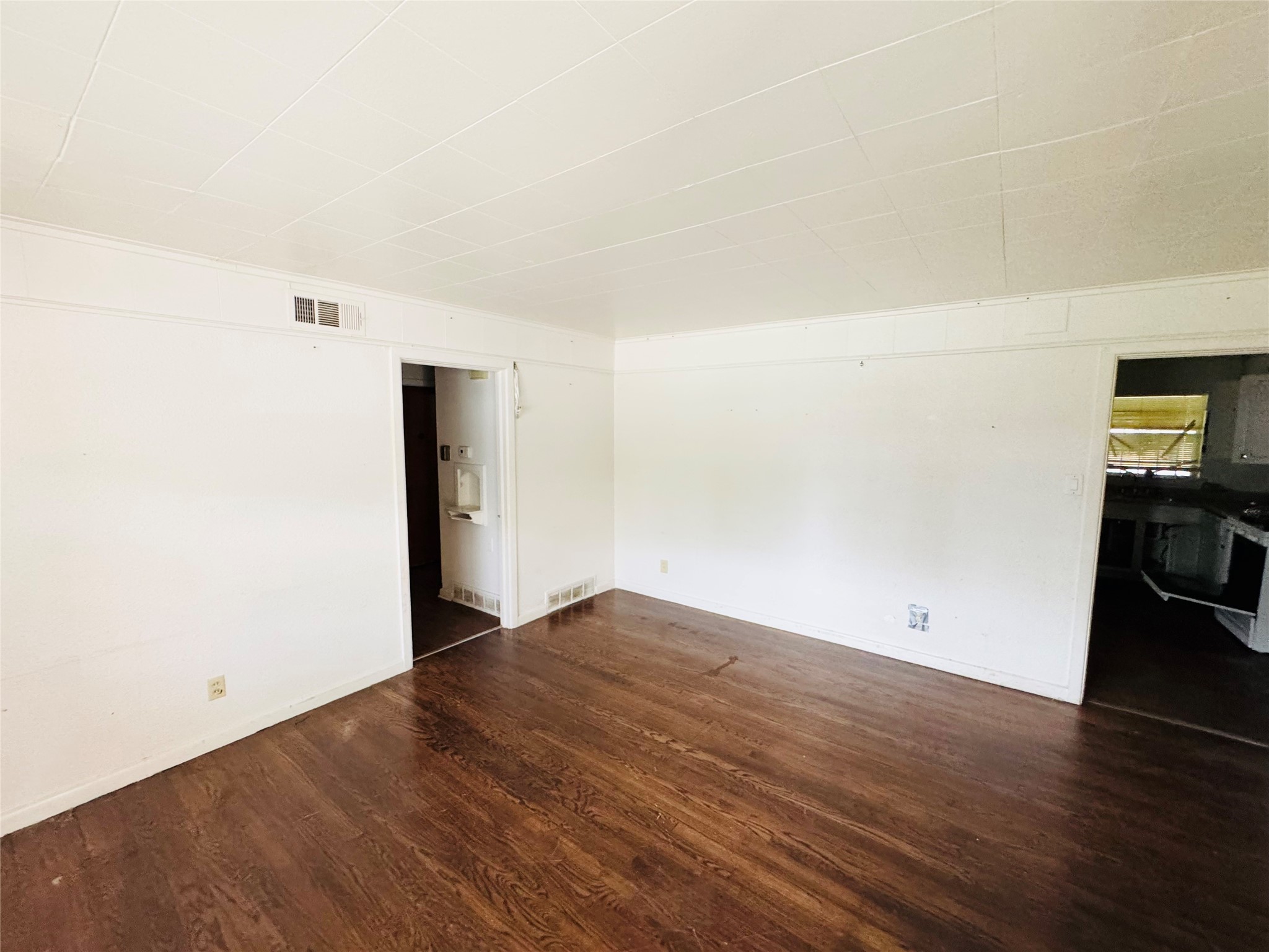 10568 Ferguson Road Dallas TX 75228