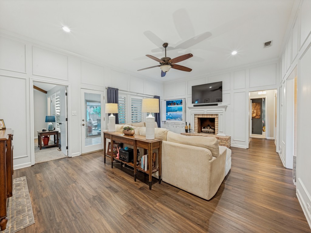 2526 Dove Creek Lane Carrollton TX 75006