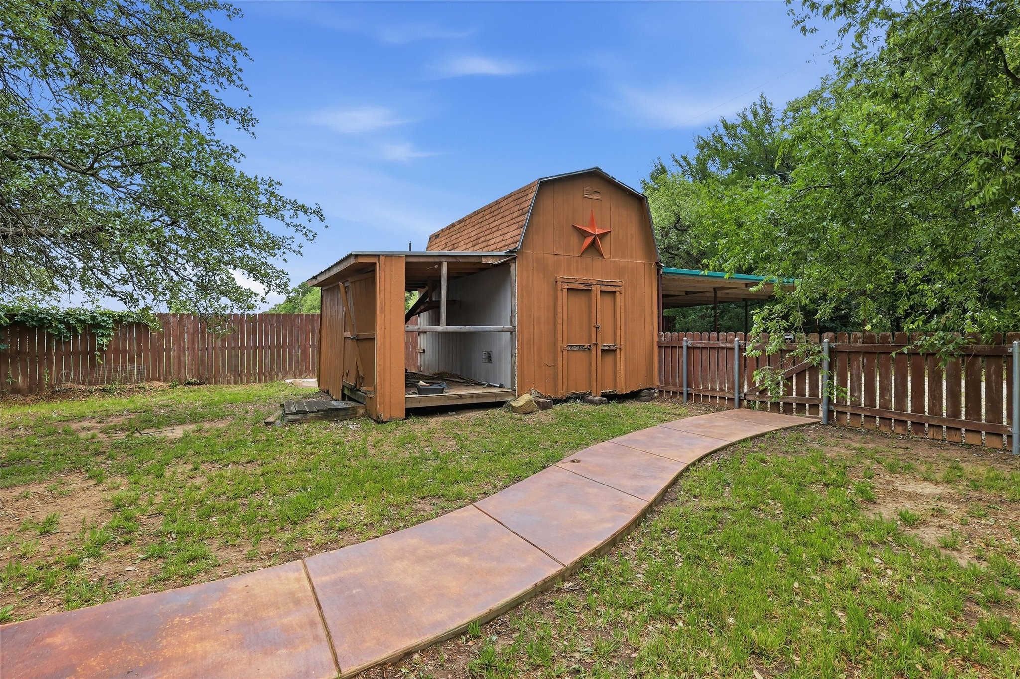 433 Hobson Bend Road Weatherford TX 76088