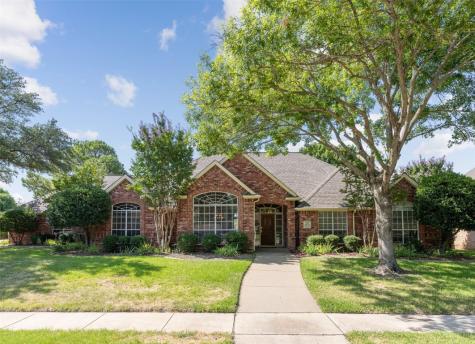 1005 Hidden Oaks Court Colleyville TX 76034