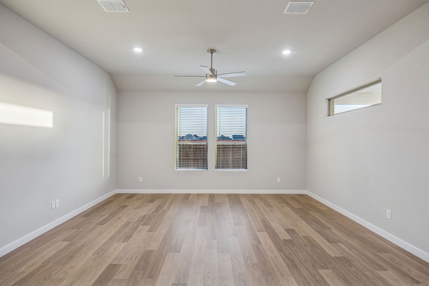 452 Hundred Acre Drive Waxahachie TX 75165