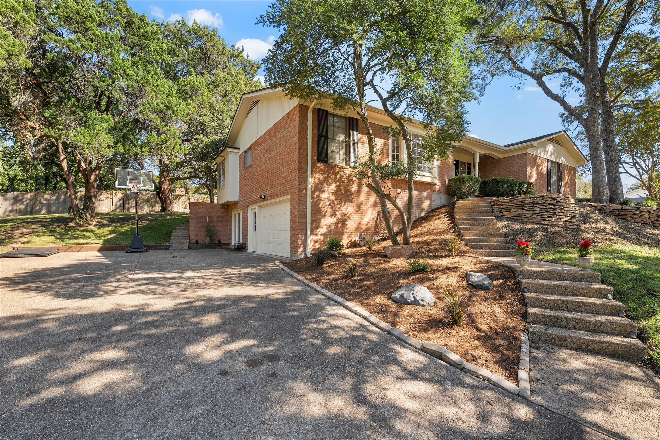 2801 N 42nd Street Waco TX 76710