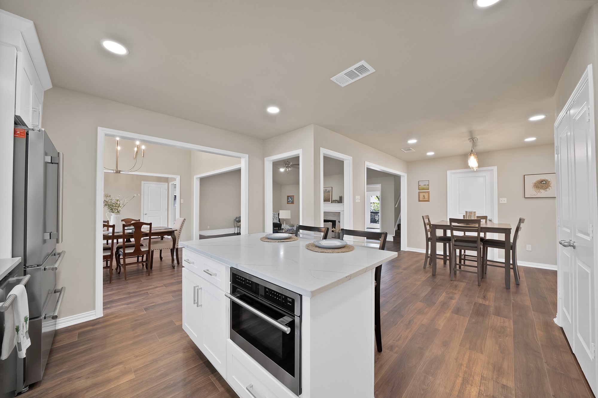 2814 Marquis Circle E Arlington TX 76016