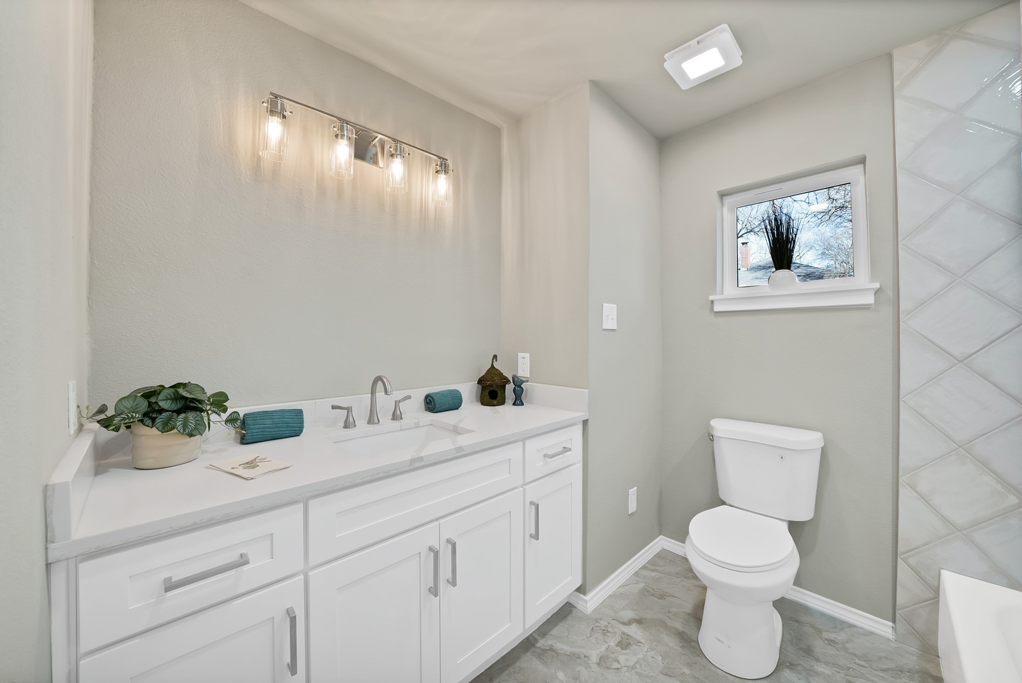 2814 Marquis Circle E Arlington TX 76016