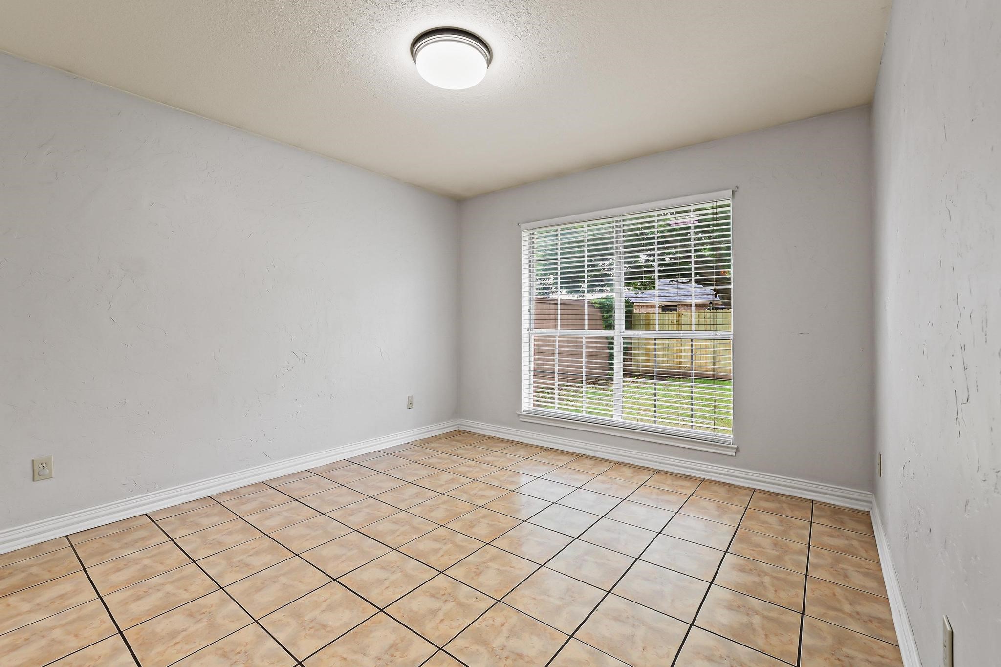 702 Madison Place Sherman TX 75092