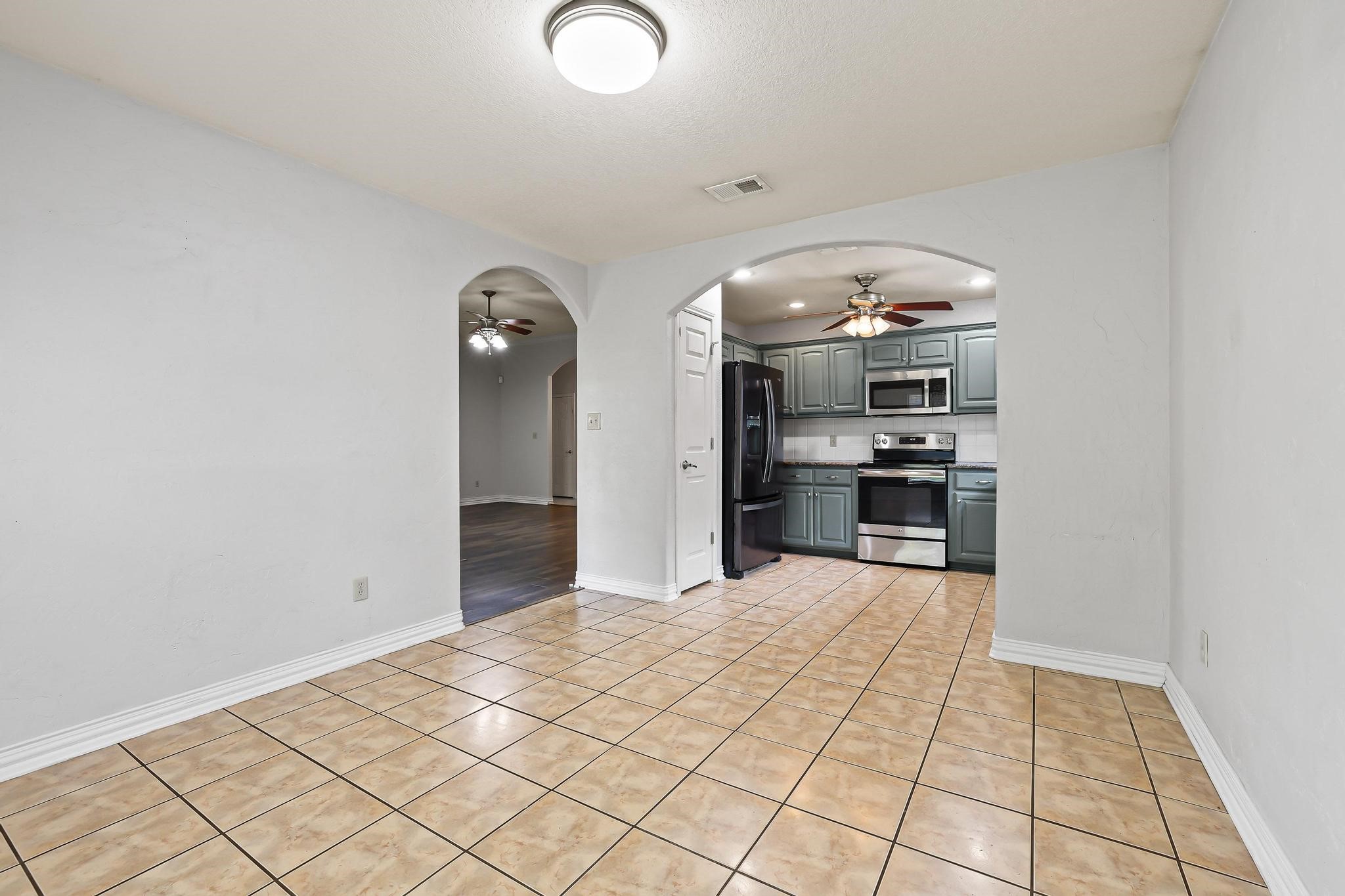 702 Madison Place Sherman TX 75092