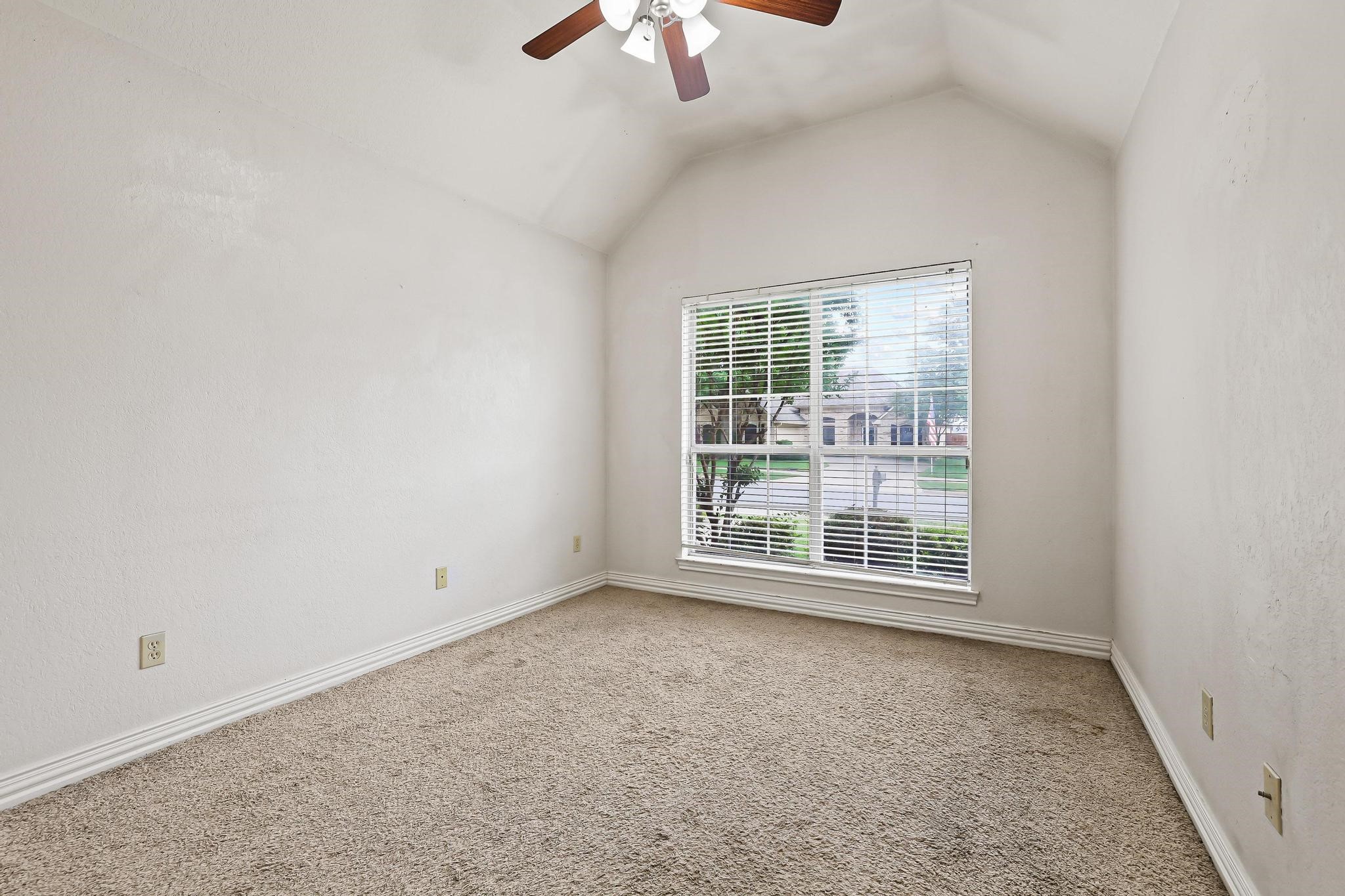 702 Madison Place Sherman TX 75092