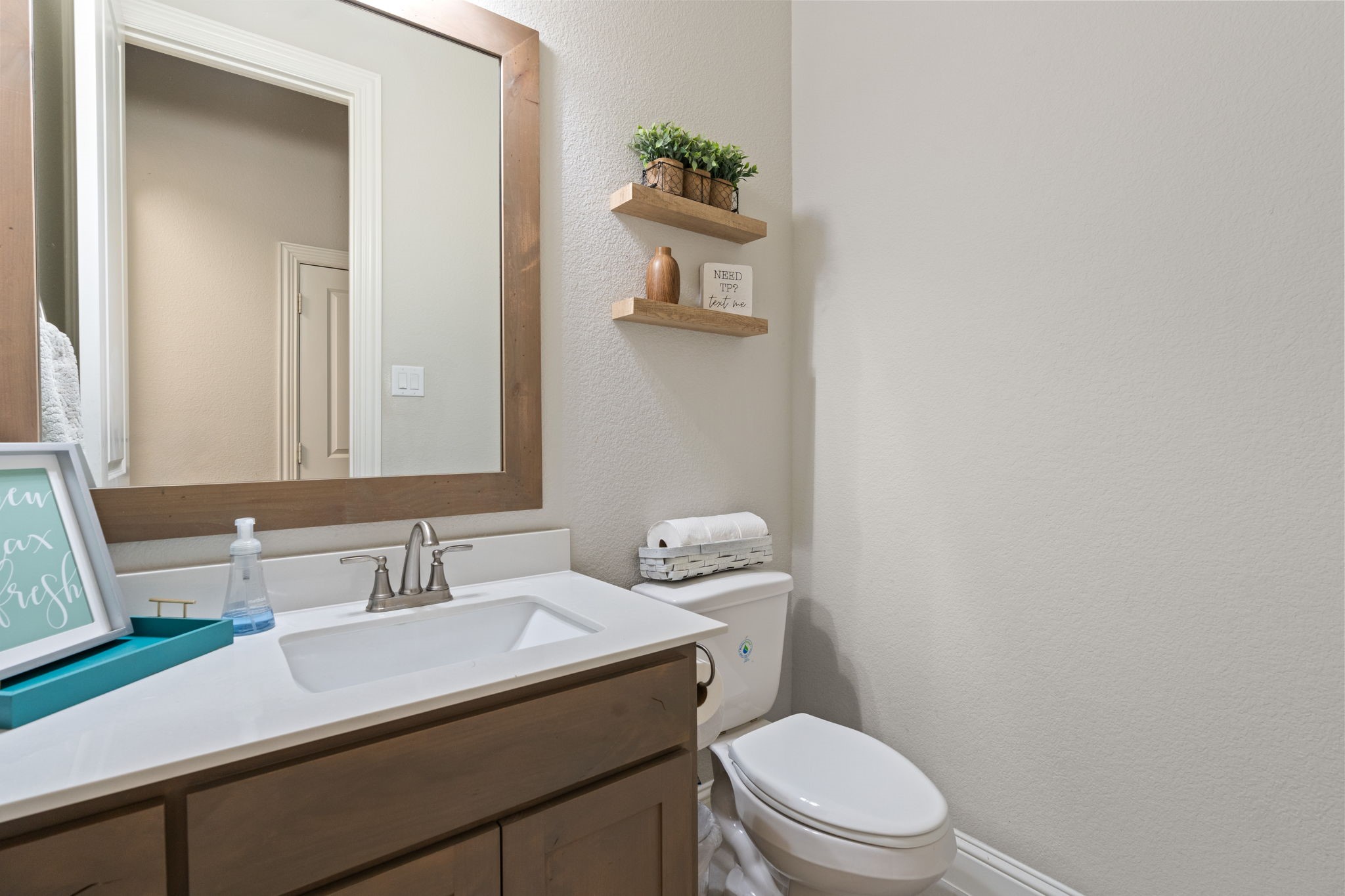 225 Lariat Trail Waxahachie TX 75165