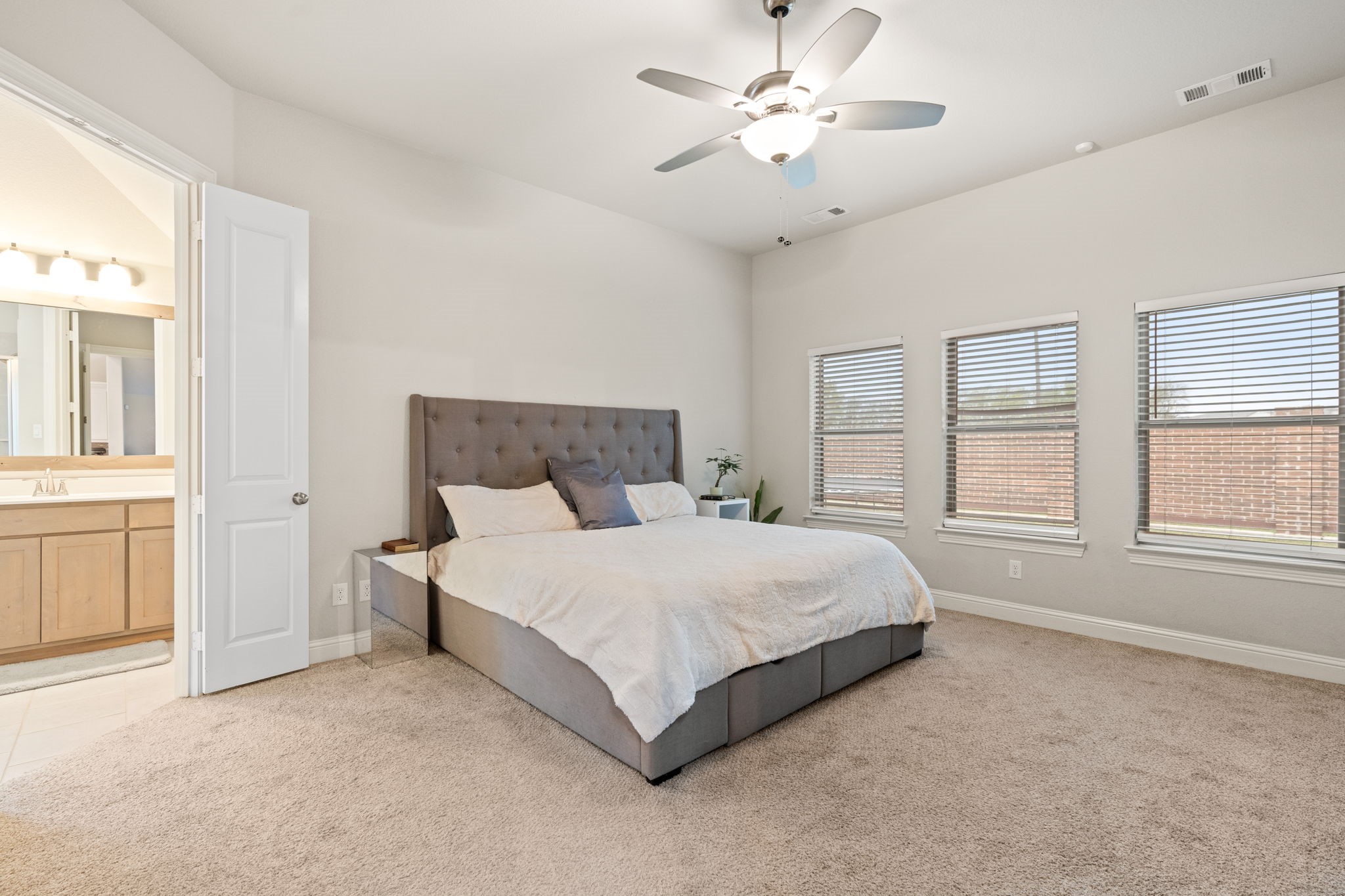 225 Lariat Trail Waxahachie TX 75165