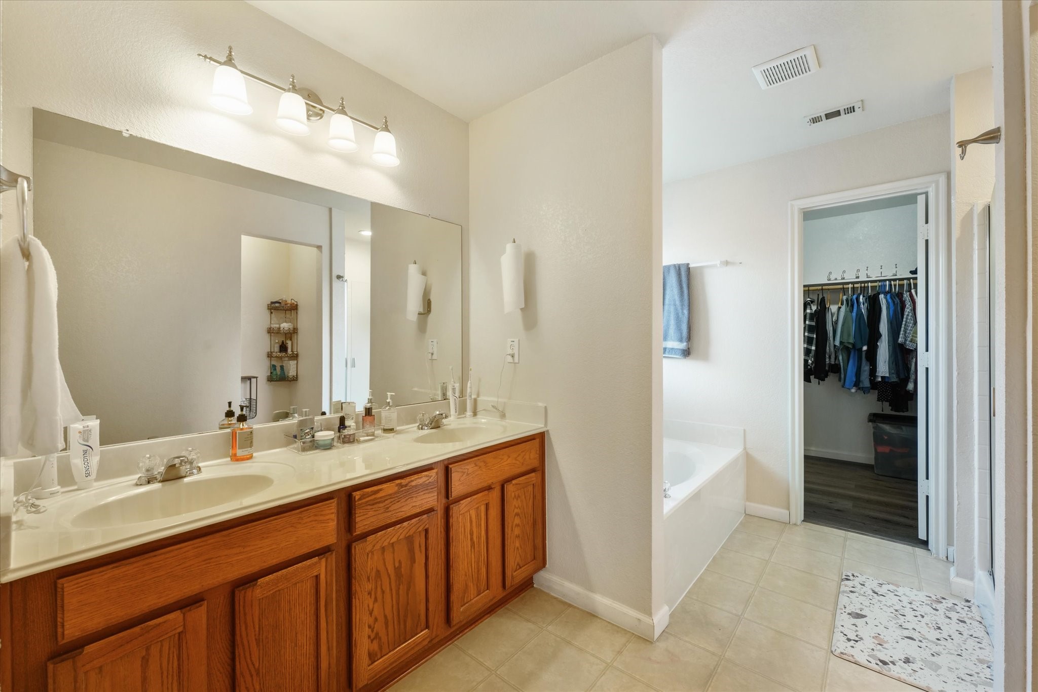 4008 Liberty Trail Heartland TX 75126
