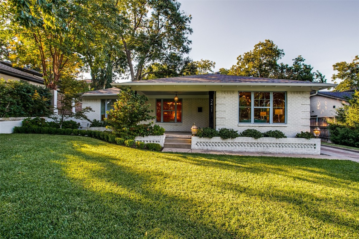 2411 Loving Avenue Dallas TX 75214
