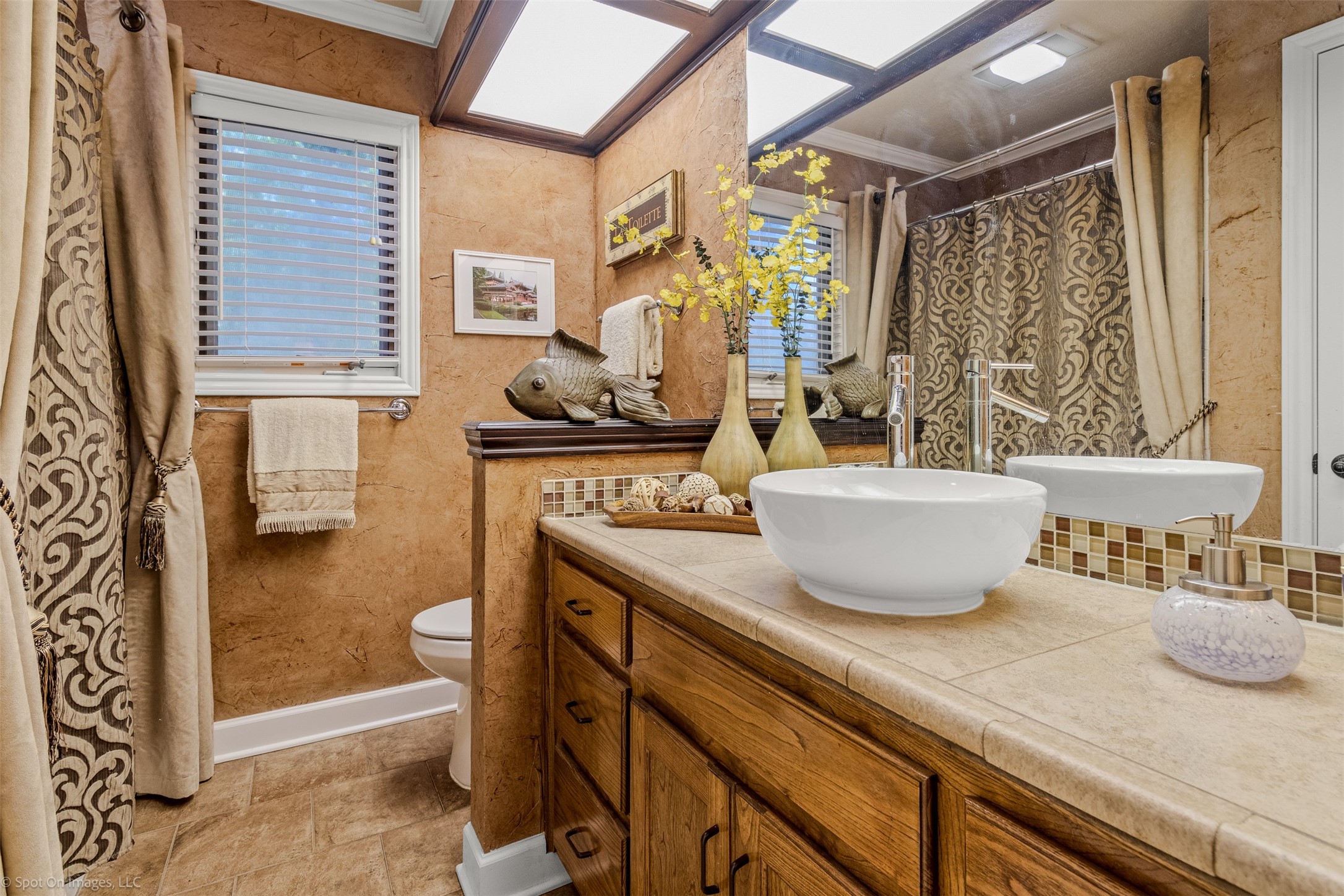 223 Enchanted Drive Enchanted Oaks TX 75156