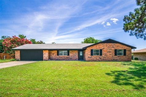 307 Oakwood Drive Keene TX 76059