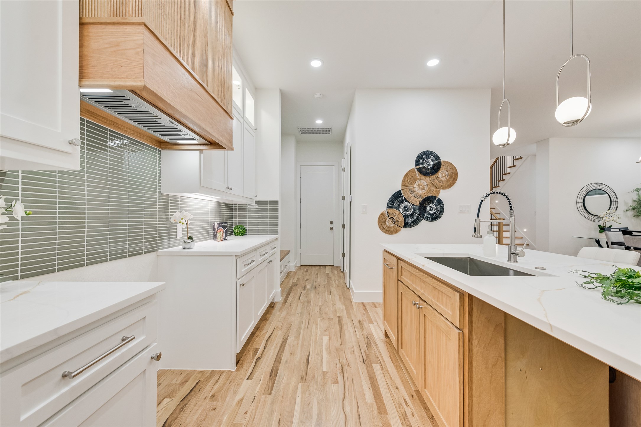 3530 Gibsondell Avenue Dallas TX 75211