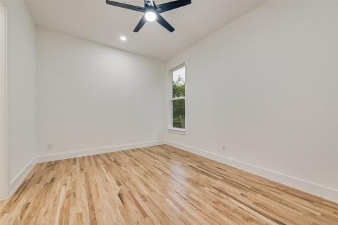 3530 Gibsondell Avenue Dallas TX 75211