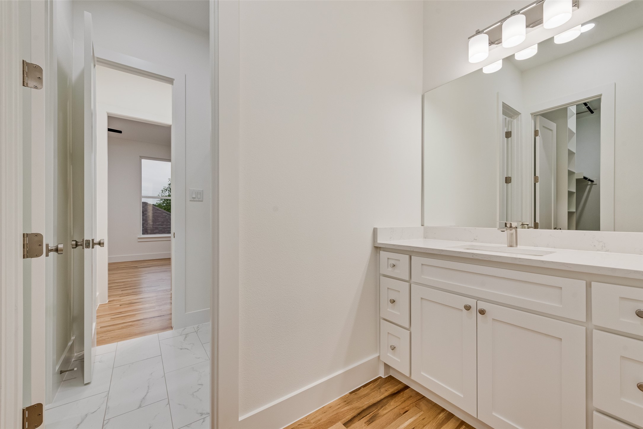 3530 Gibsondell Avenue Dallas TX 75211