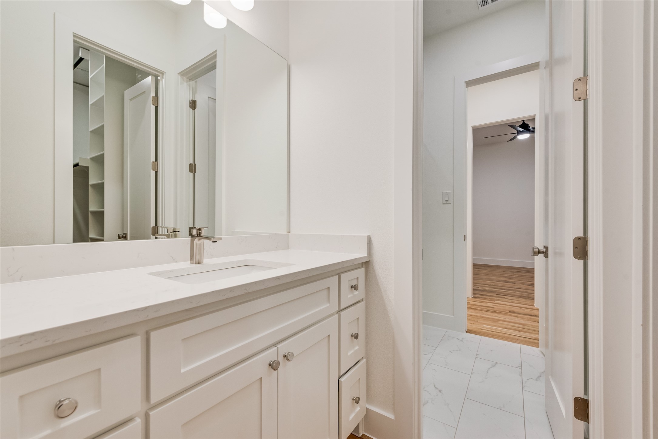 3530 Gibsondell Avenue Dallas TX 75211