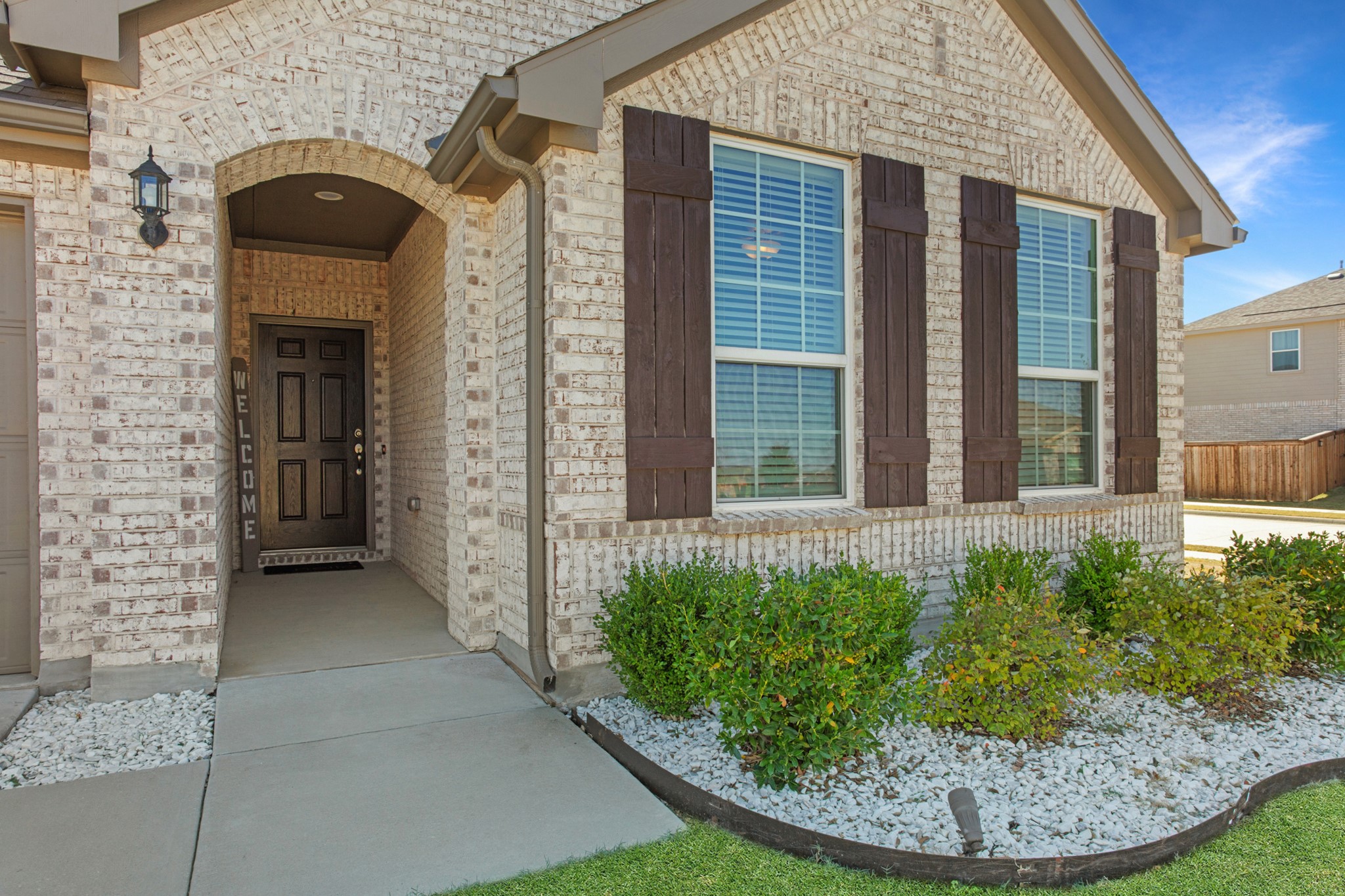 2800 Tobias Lane Aubrey TX 76227