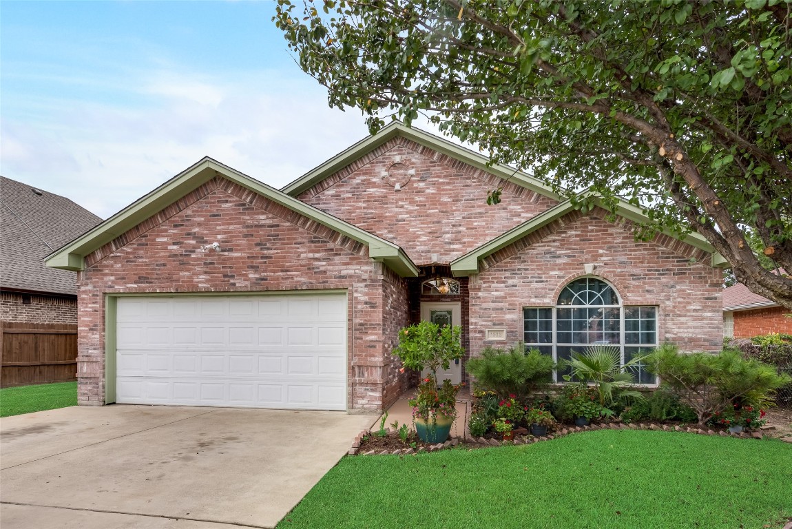 1513 Avenue F Grand Prairie TX 75051