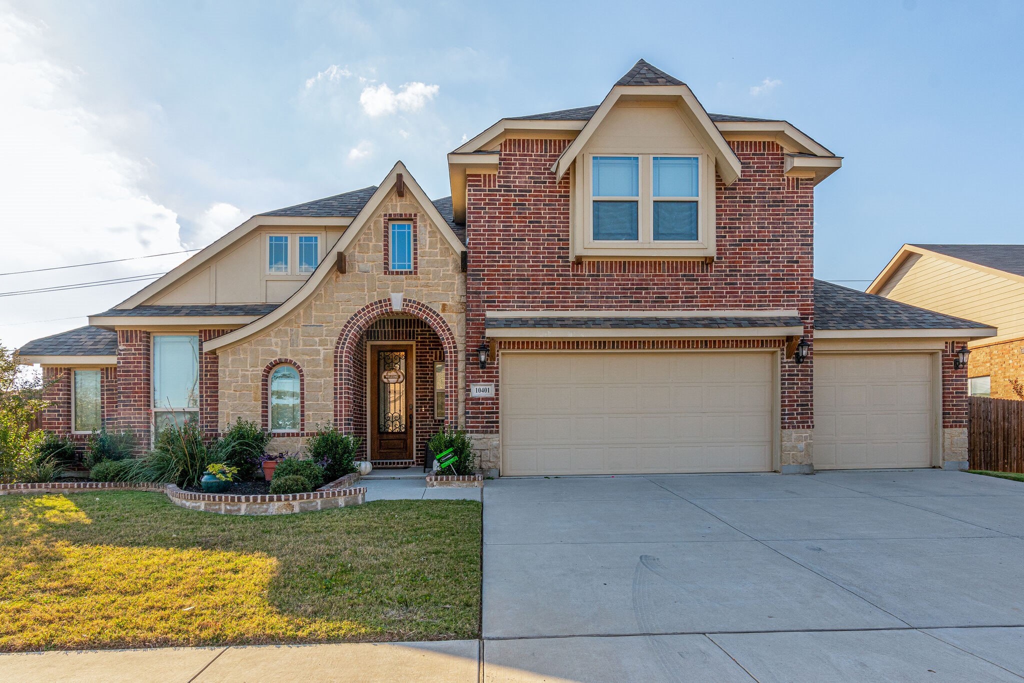 10401 Rising Knoll Lane Fort Worth TX 76131