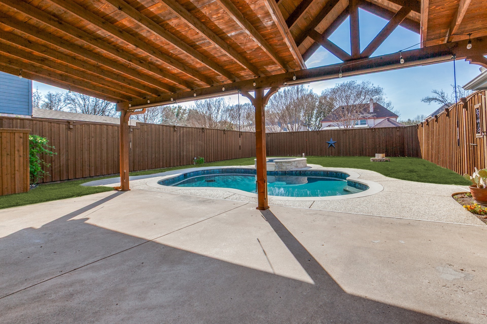6805 Foxglove Trail Sachse TX 75048