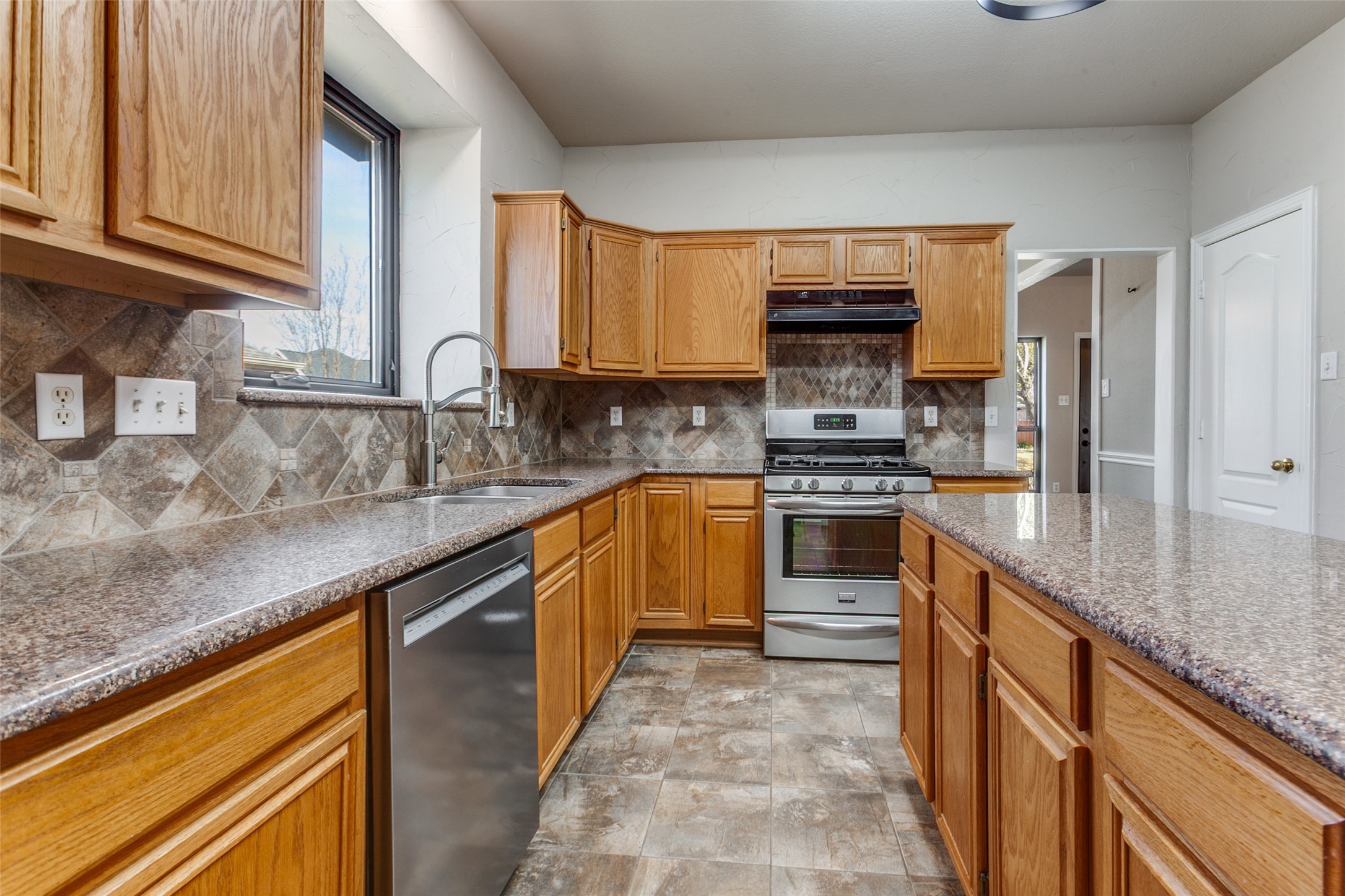6805 Foxglove Trail Sachse TX 75048