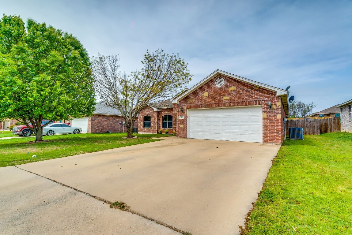 1849 Sandpiper Drive Weatherford TX 76088