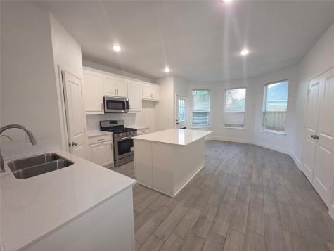 2719 Frazier Street Dallas TX 75210