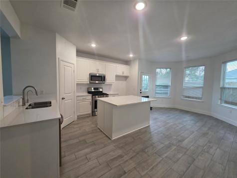2719 Frazier Street Dallas TX 75210