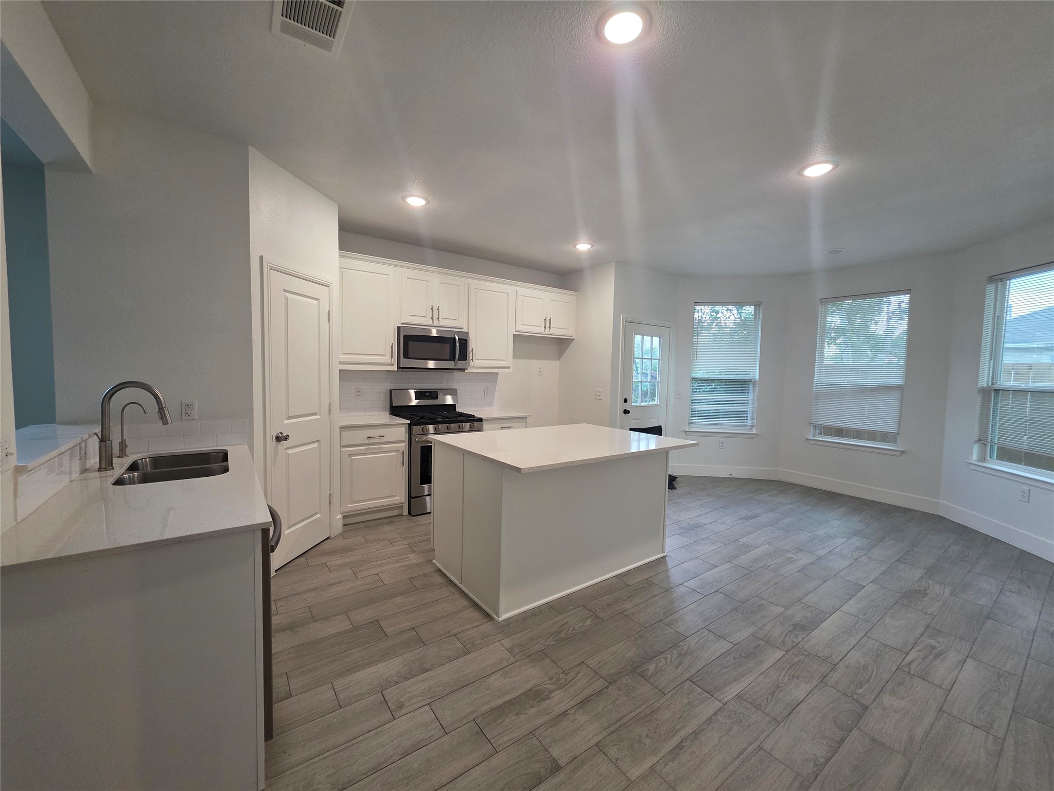 2719 Frazier Street Dallas TX 75210