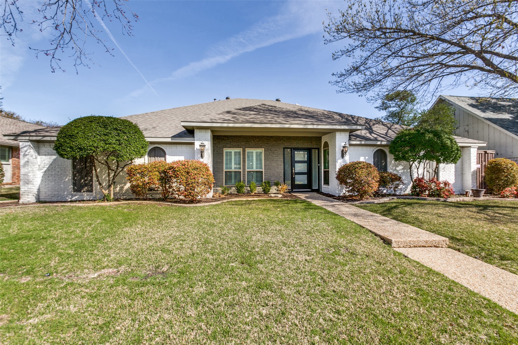 7815 Scotia Drive Dallas TX 75248