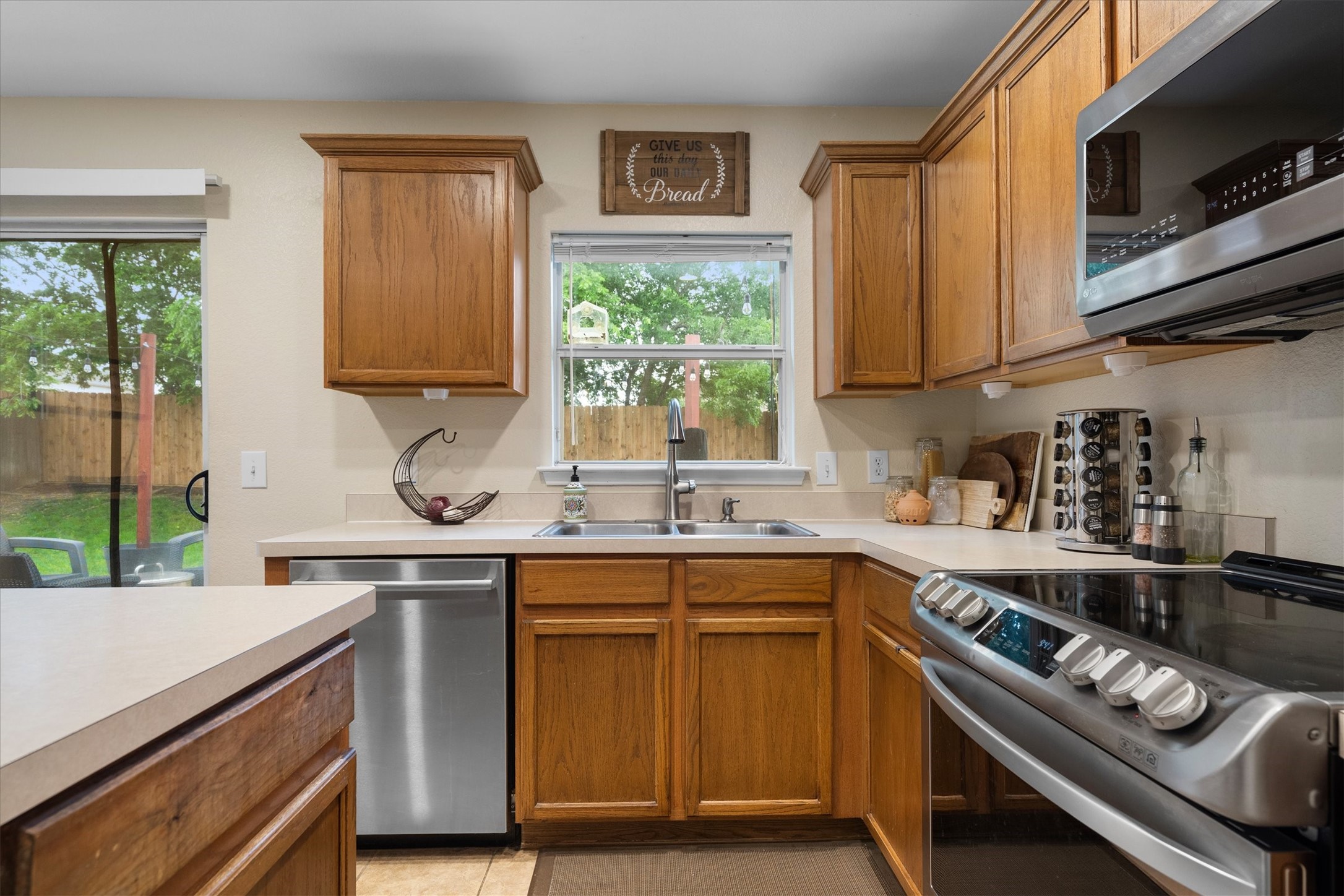1736 White Feather Lane Fort Worth TX 76131