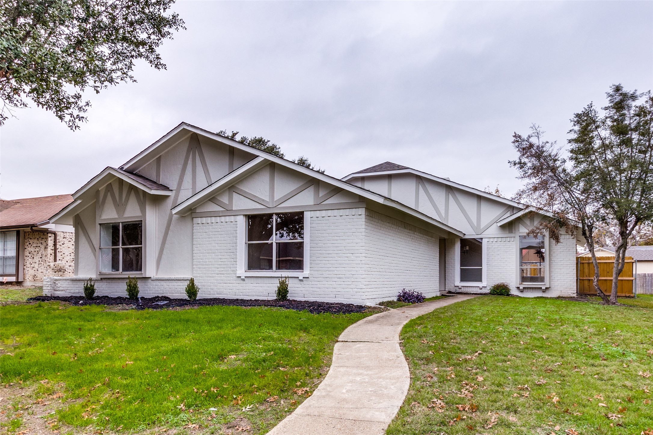 5442 Barcelona Drive Garland TX 75043