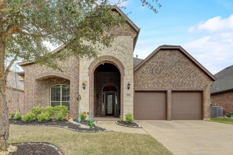 2951 Spring Lake Drive Grand Prairie TX 75054