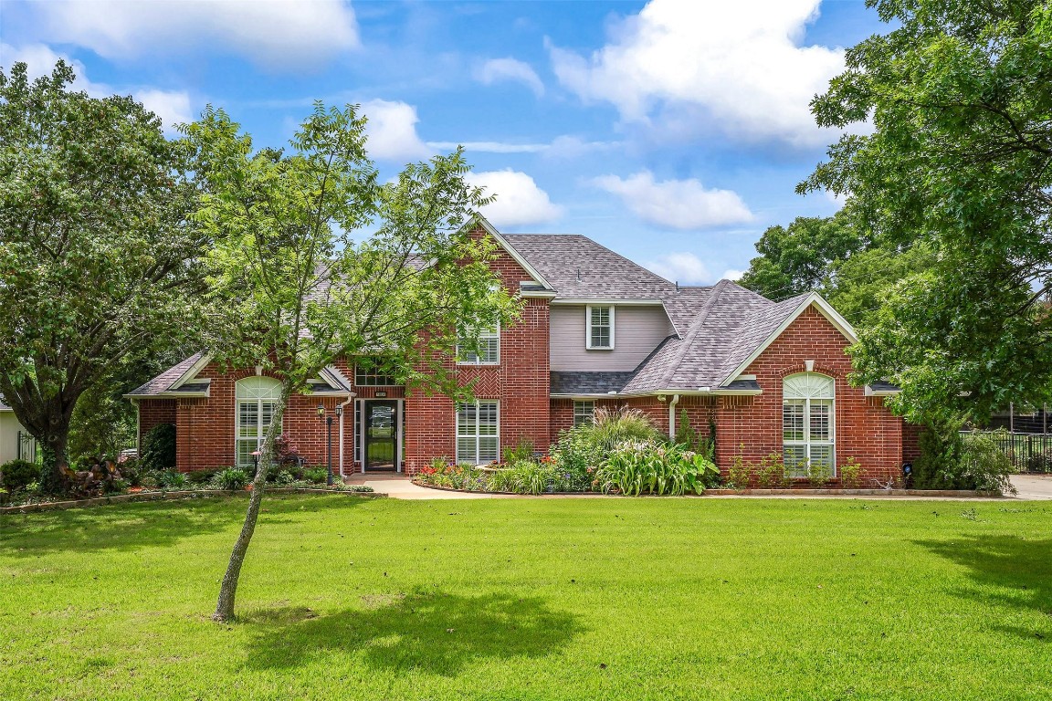 1804 Norwood Street Sherman TX 75092
