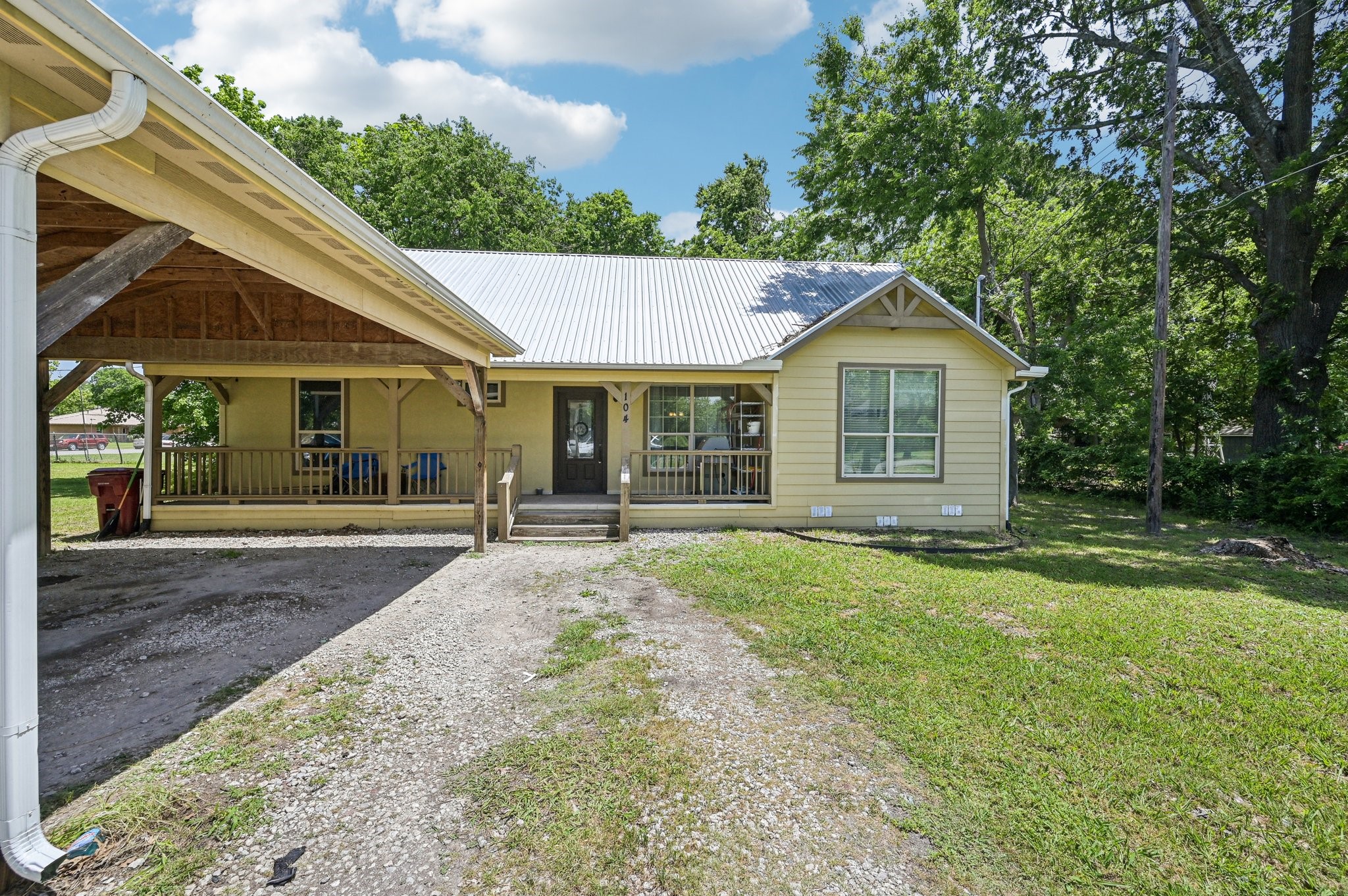 104 S Cedar Street Leonard TX 75452