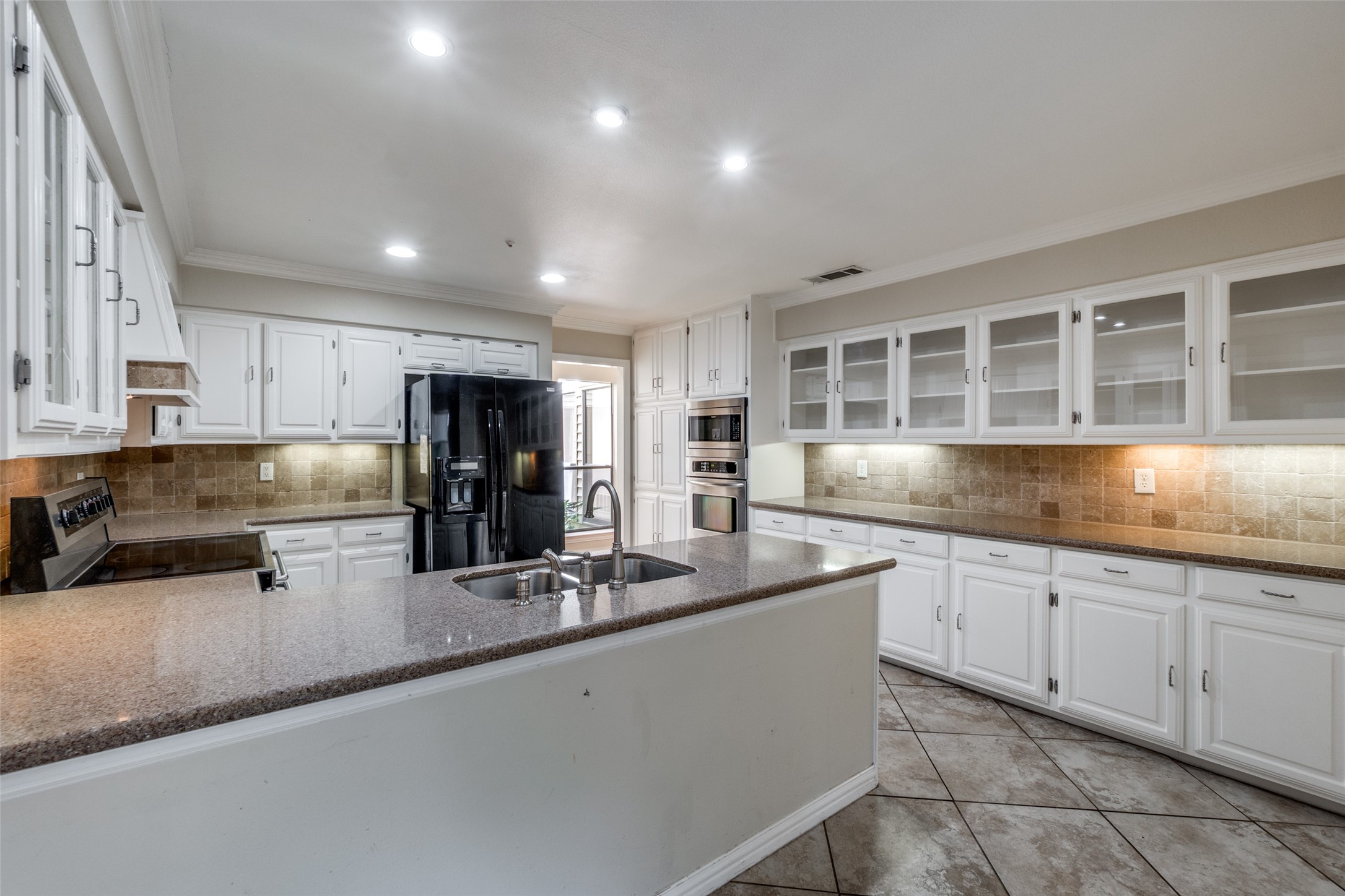 6922 Chevy Chase Avenue Dallas TX 75225