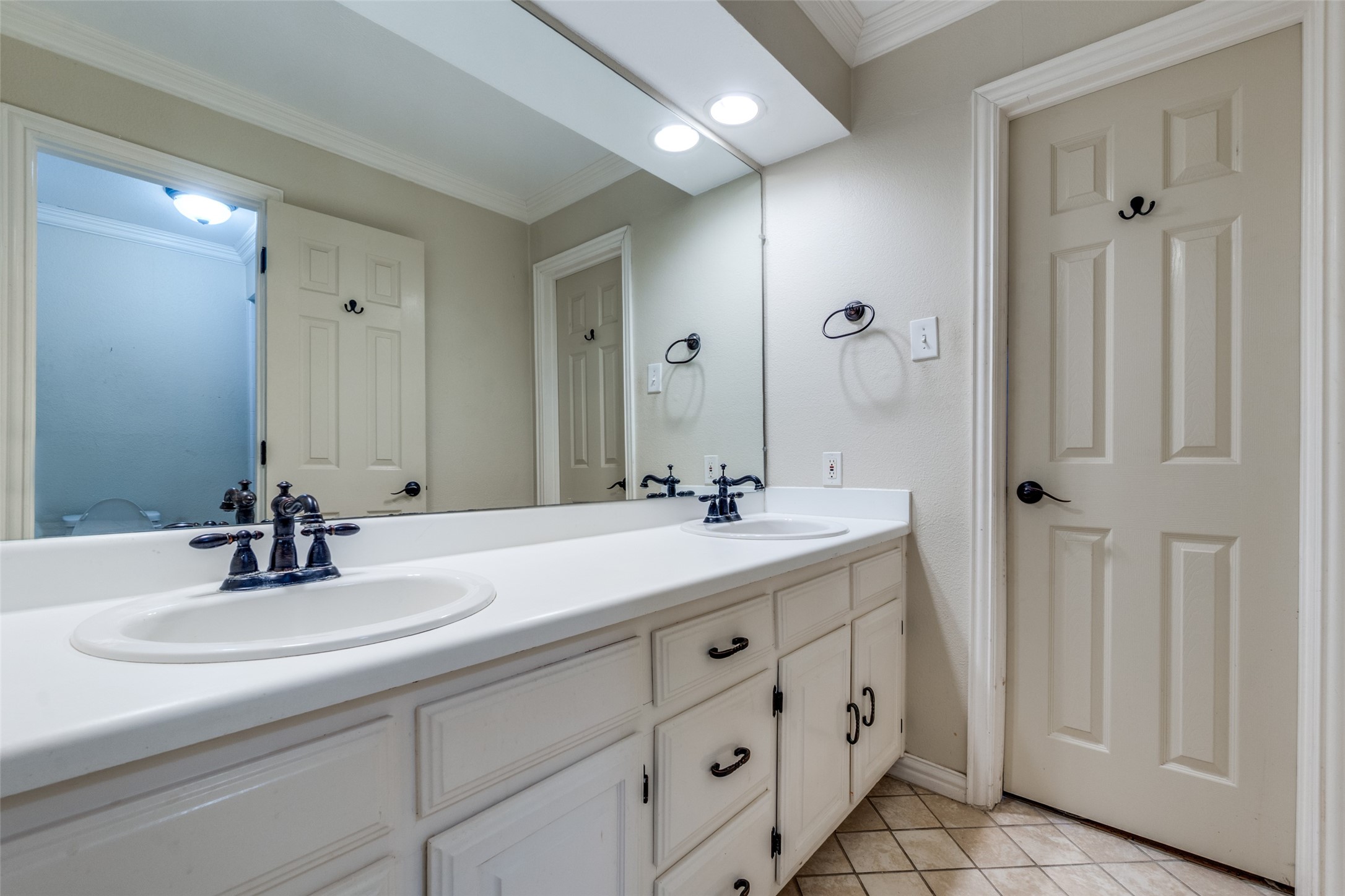 6922 Chevy Chase Avenue Dallas TX 75225