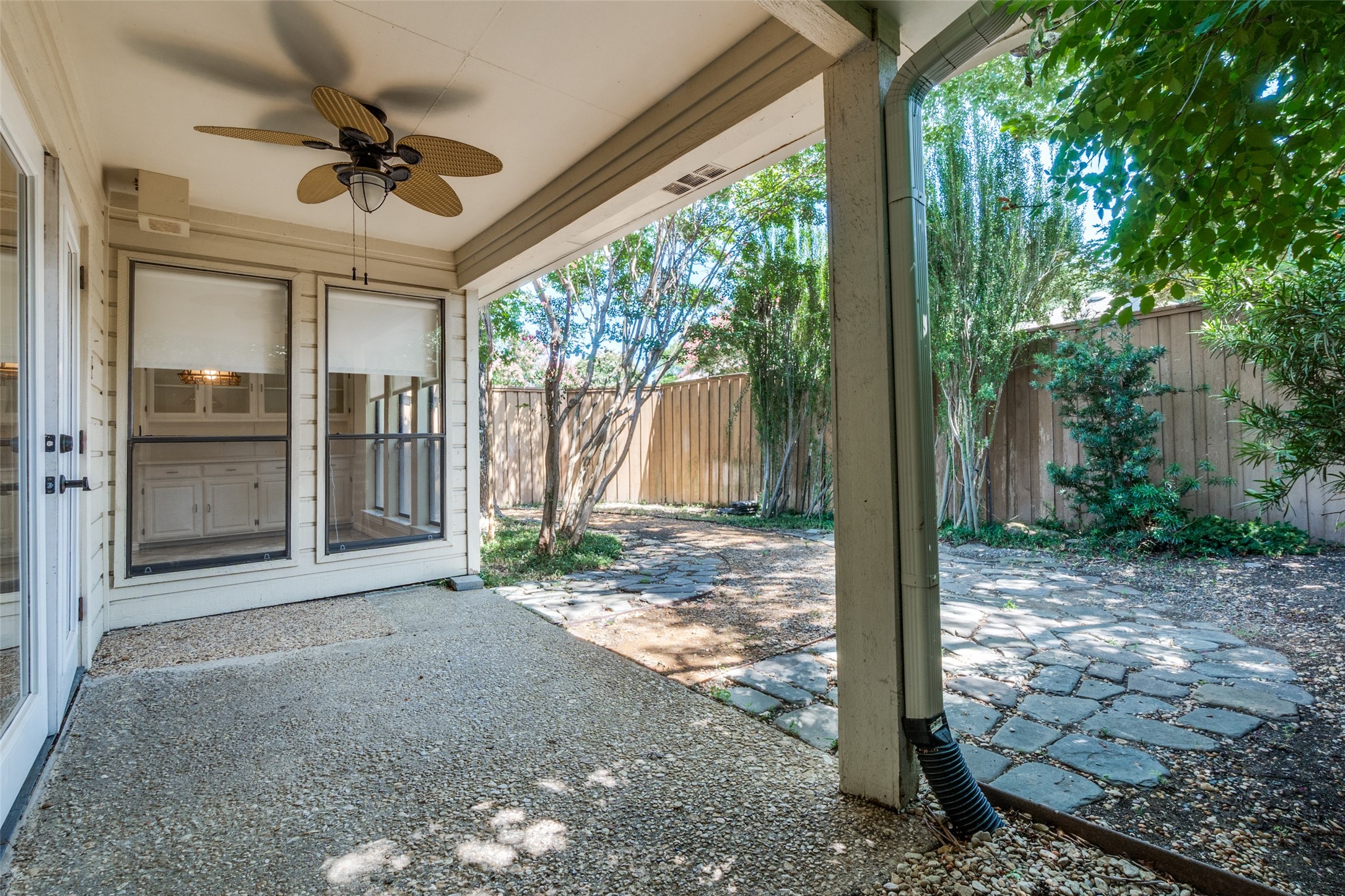 6922 Chevy Chase Avenue Dallas TX 75225