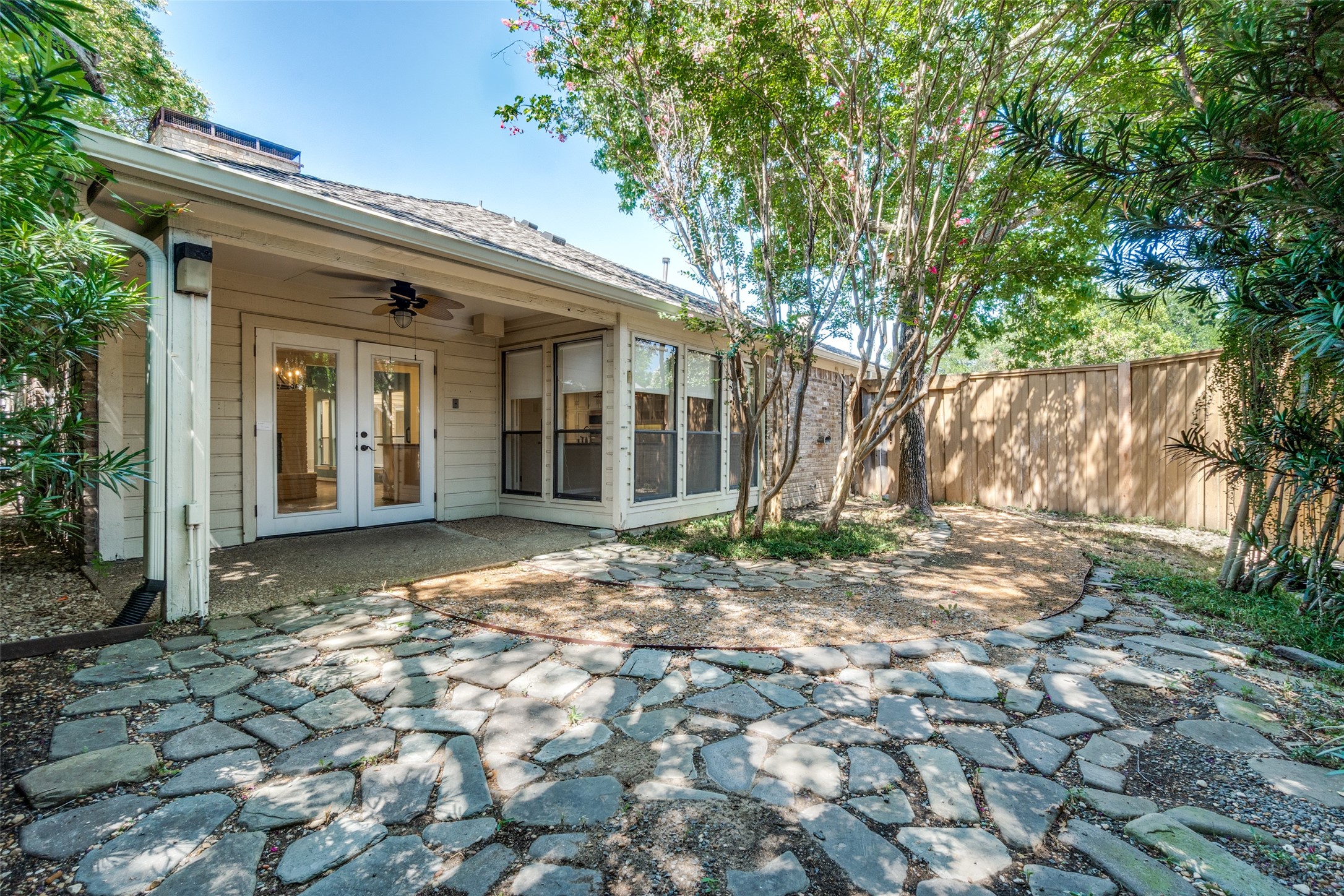 6922 Chevy Chase Avenue Dallas TX 75225