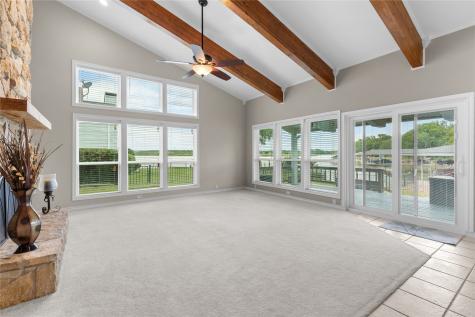 568 Harbor Circle Azle TX 76020