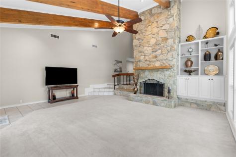 568 Harbor Circle Azle TX 76020
