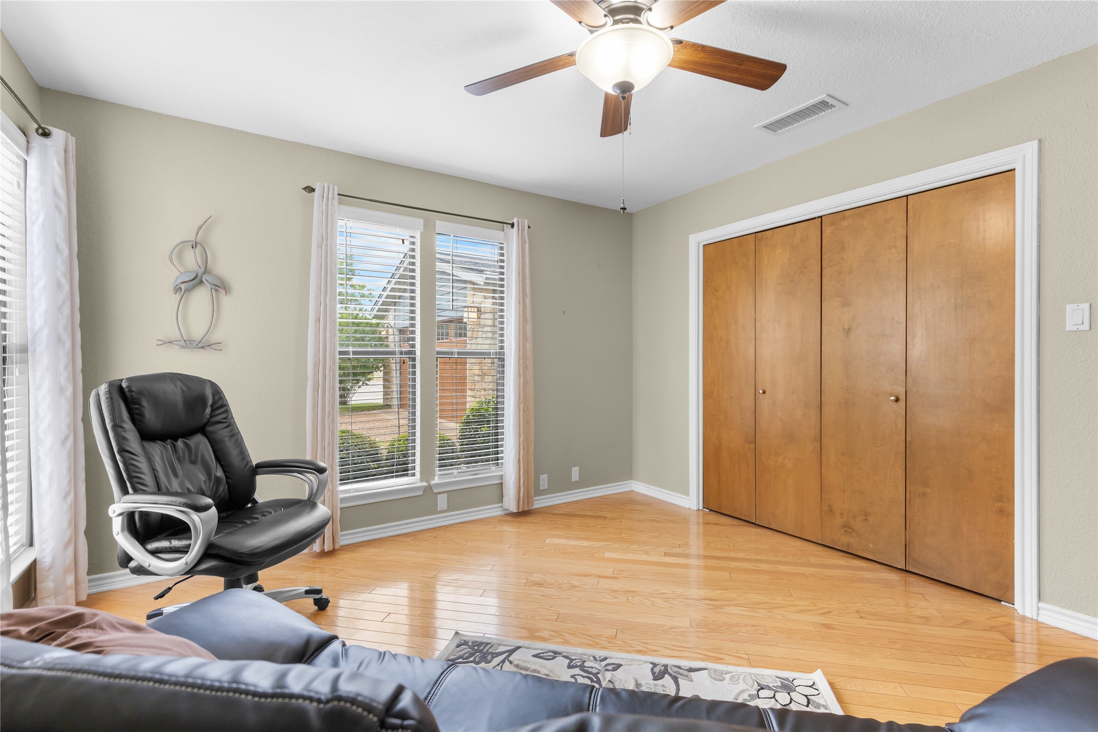 568 Harbor Circle Azle TX 76020