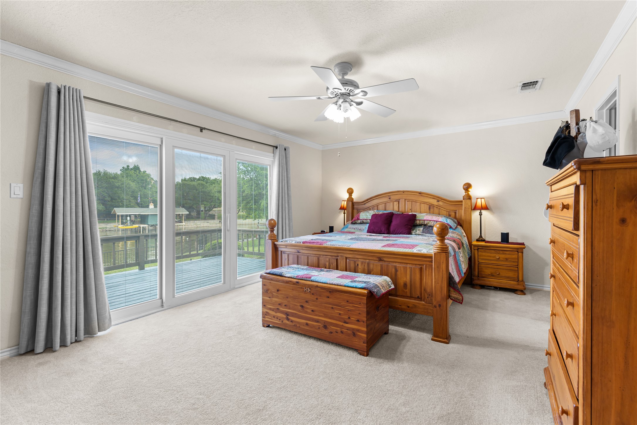 568 Harbor Circle Azle TX 76020