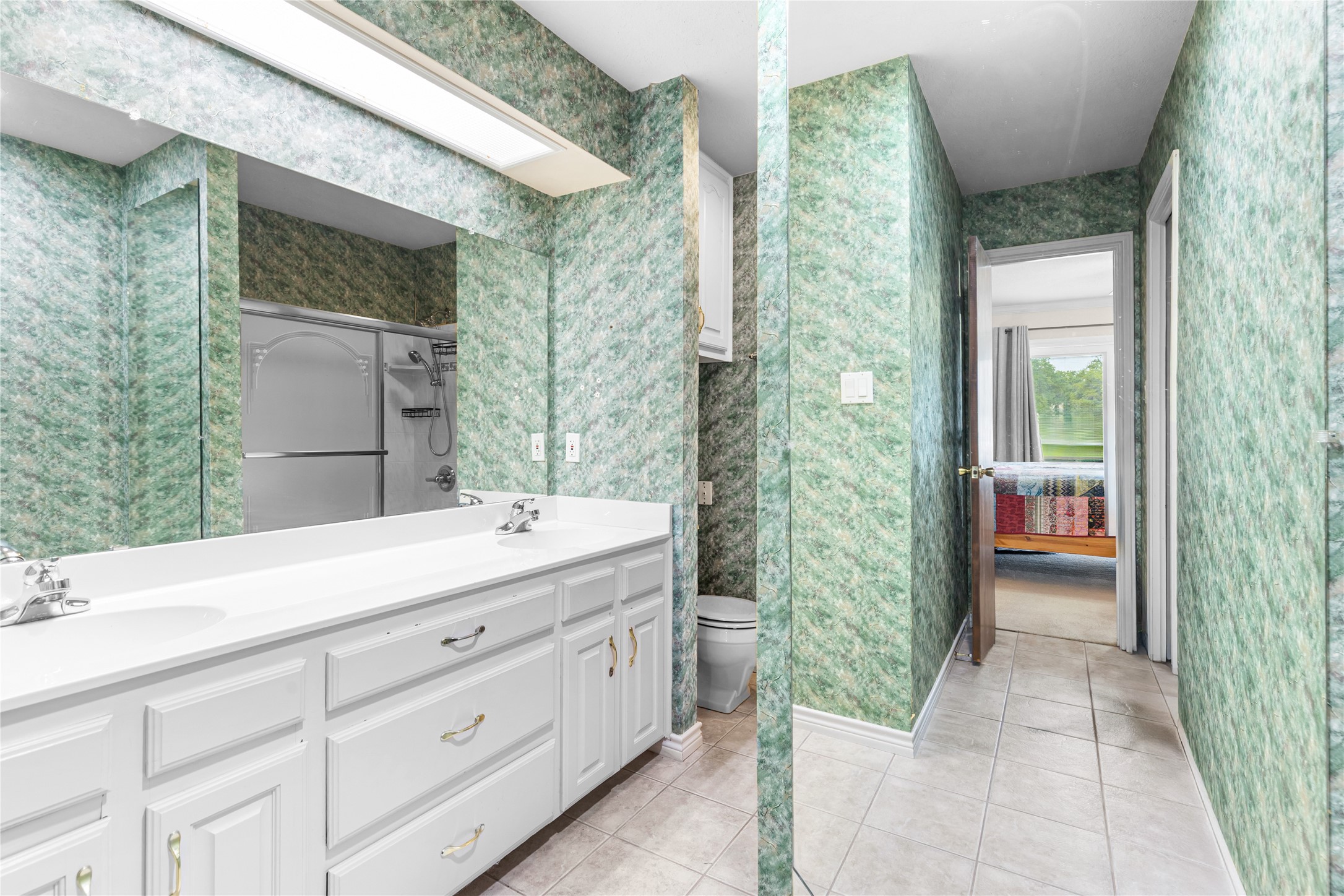 568 Harbor Circle Azle TX 76020