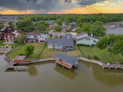 568 Harbor Circle Azle TX 76020