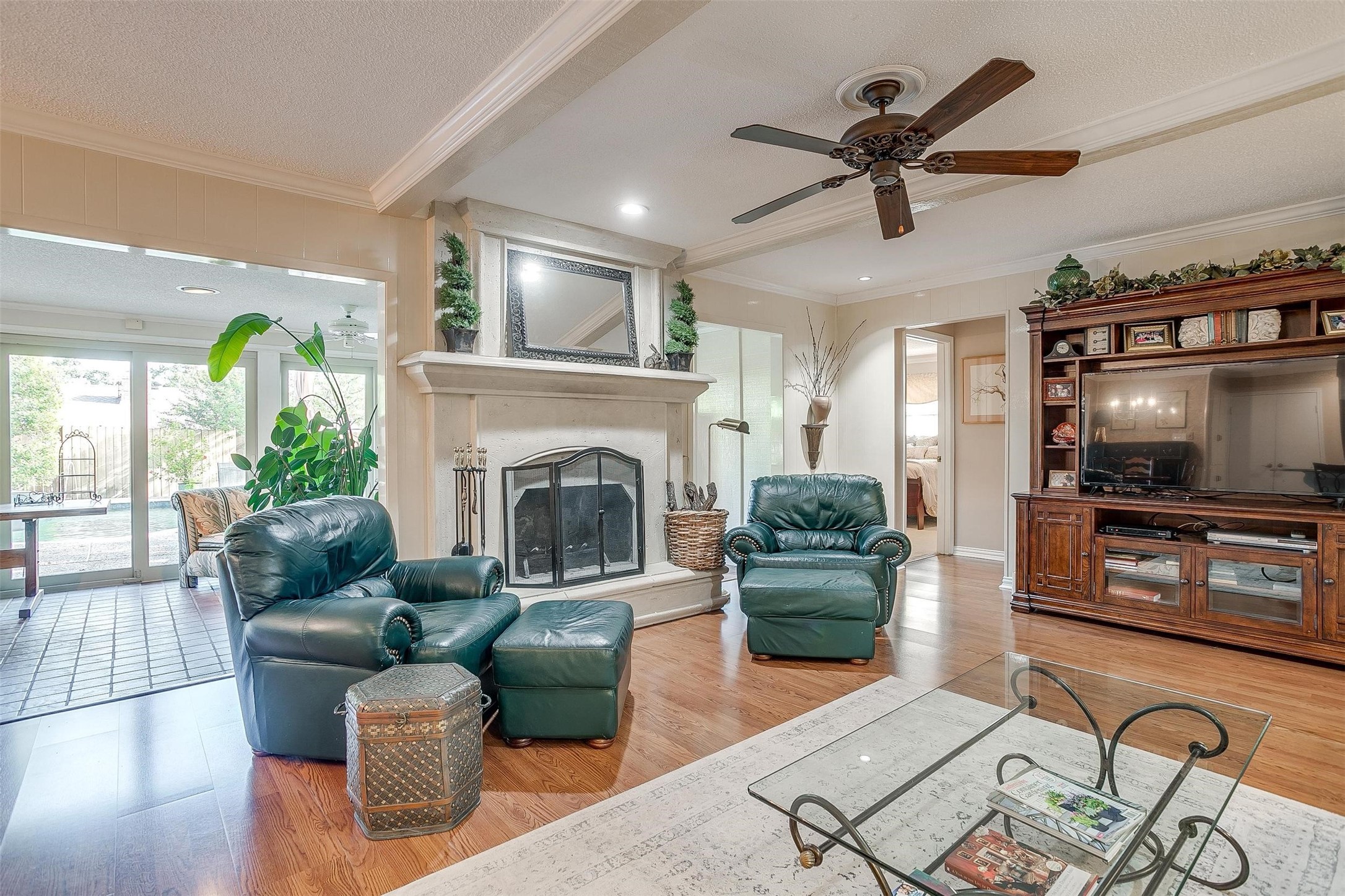206 Shelmar Drive Euless TX 76039