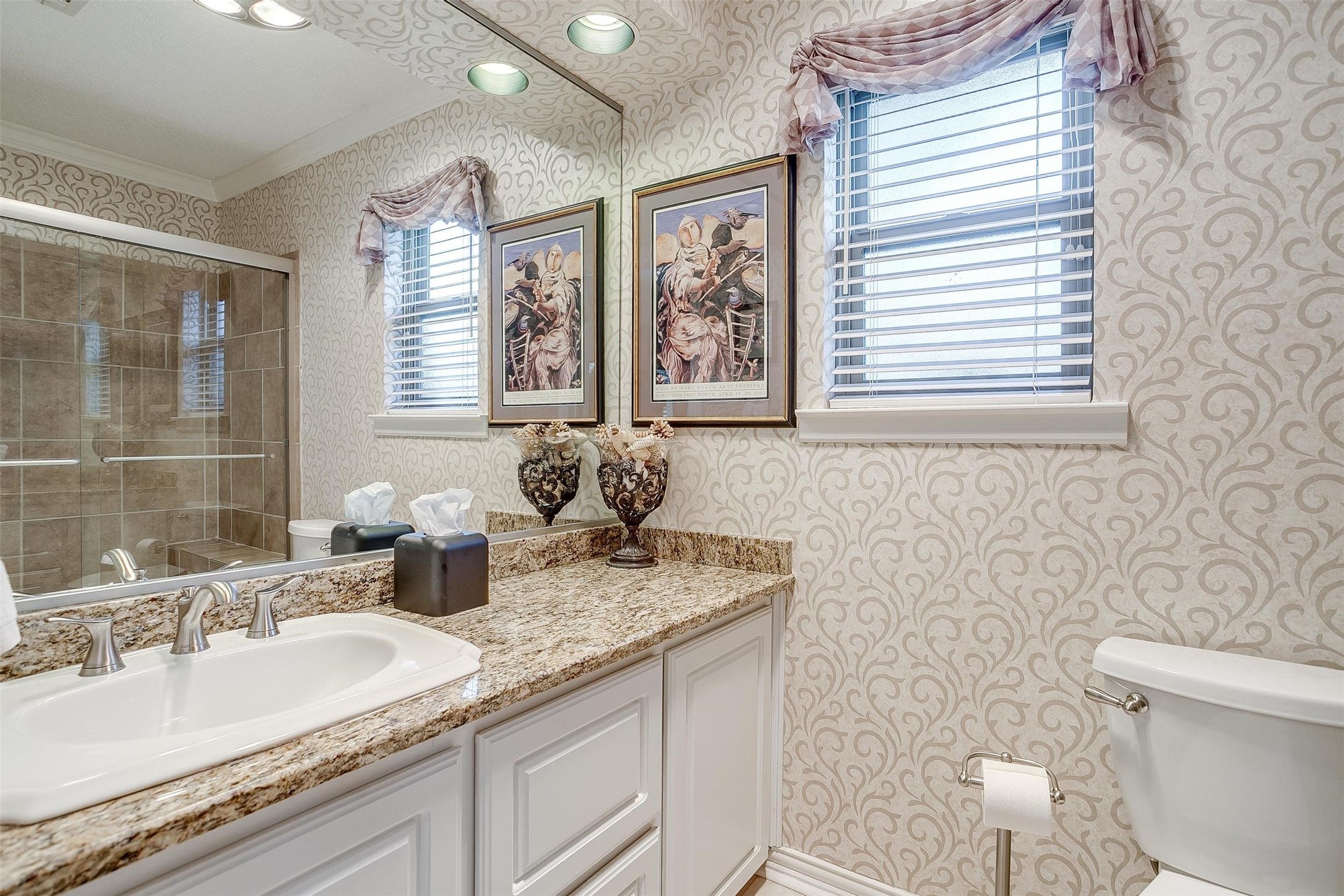206 Shelmar Drive Euless TX 76039