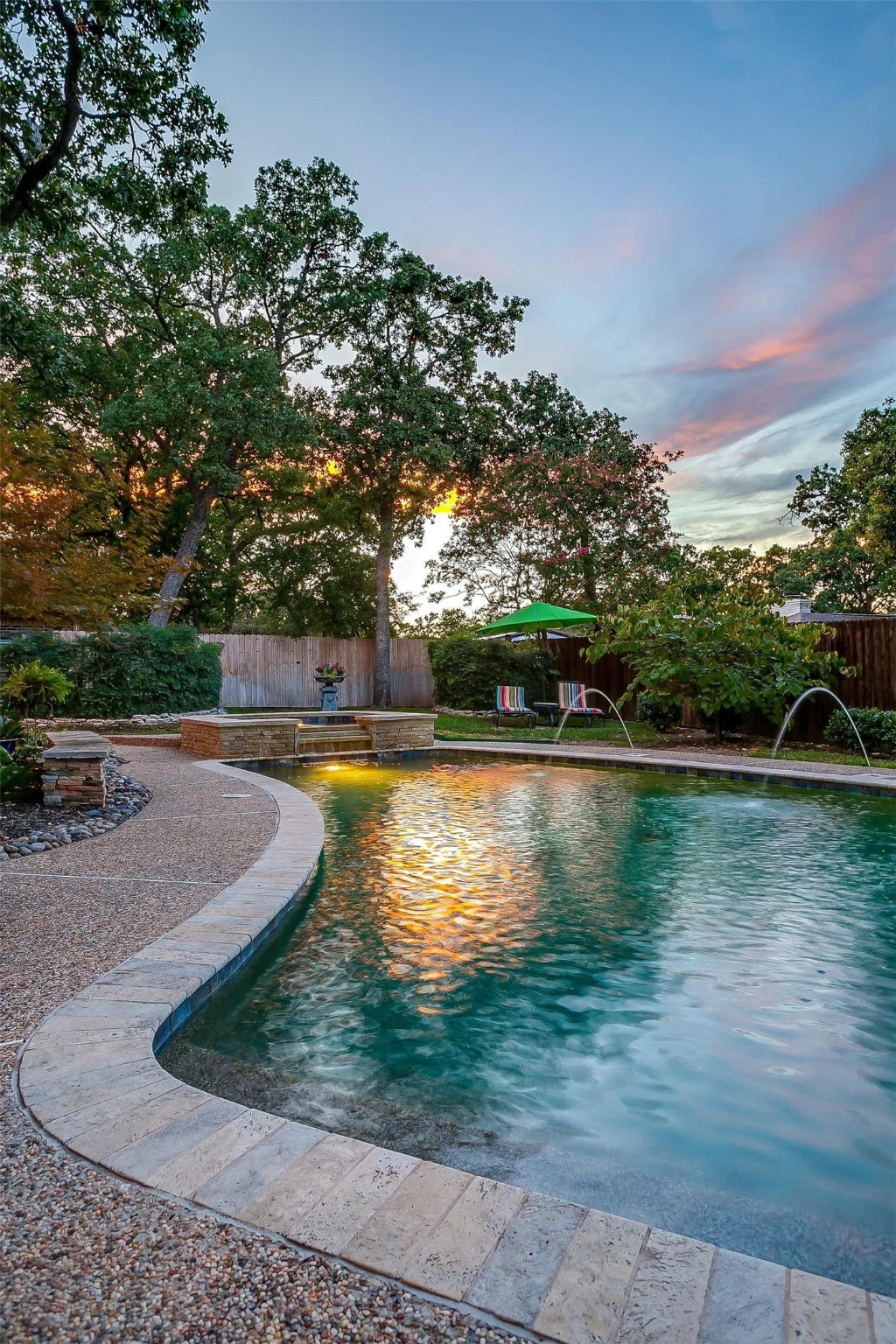 206 Shelmar Drive Euless TX 76039