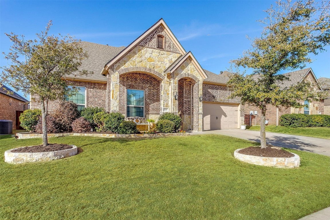 1177 Barberry Drive Burleson TX 76028
